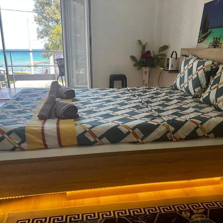 一线海景房seaview Apartment Αρτέμιδα Εξωτερικό φωτογραφία